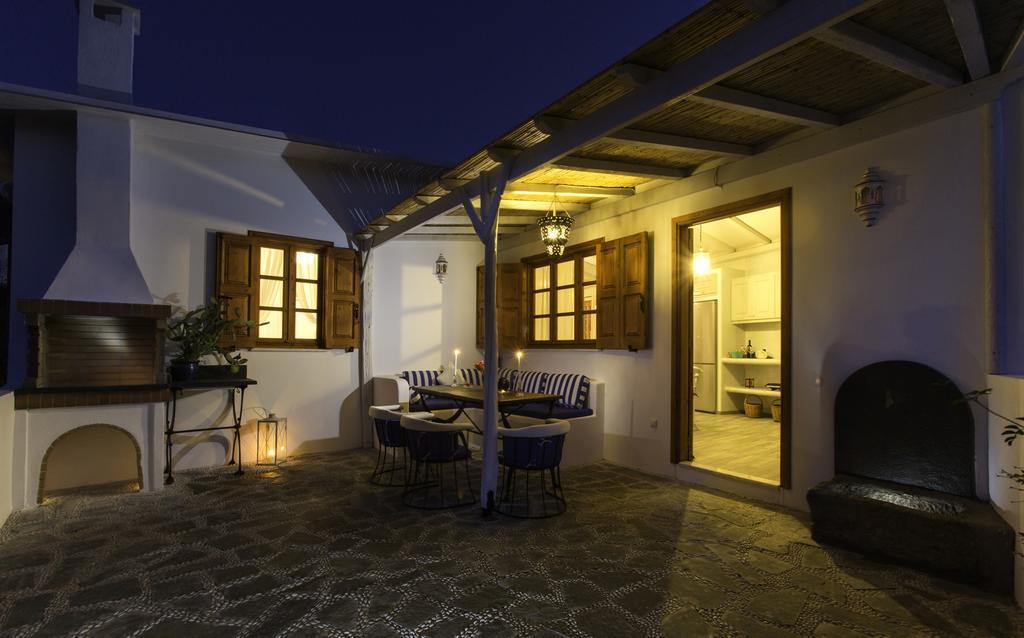 Lindos Seaside Villa Exterior photo